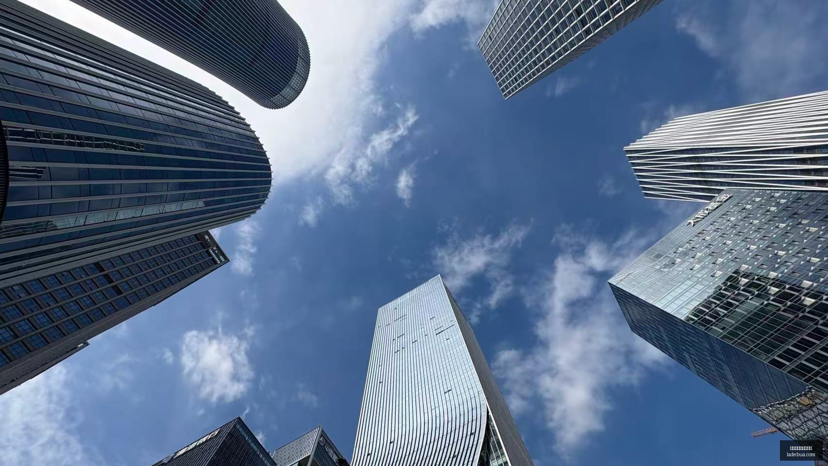 罗马队迪巴,拉克里斯滕,森制胜一击,买球大小球,大小球预测,进球数分析,体育投注方法